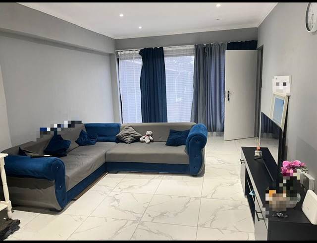 12 BEDROOM HOUSE FOR SALE IN BEREA WEST